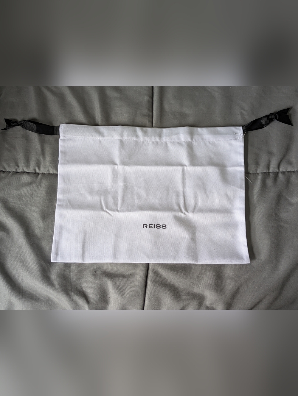 Reiss White Dustbag. NWOT